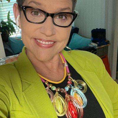 Freelance Writer. Author, Speaker, Daily Volunteer Shoreline Custodian, and Luxury Cleaning Expert dedicated to helping indoor and outdoor environments thrive!
