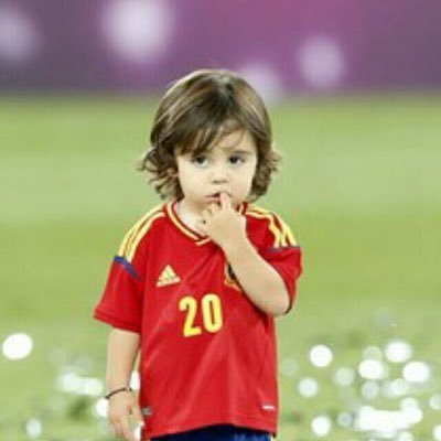 La_Rafa1e's profile picture. Provide a home for homeless，be a friend of friendless，give hope to hopeless. Speak the truth even if it leads to my death.