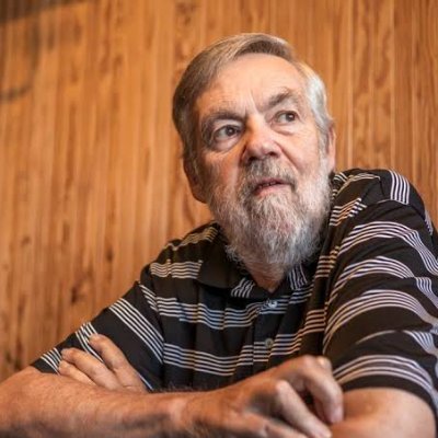 Alan115824's profile picture. Not all eejits wear blue ticks