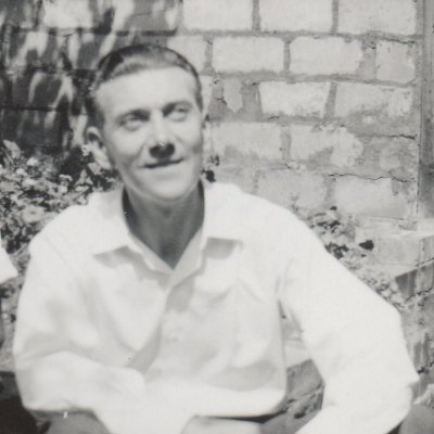 Retired. Former Recording engineer, producer, songwriter & software programmer. https://t.co/0VolsUHQrO