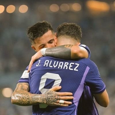 Marimomvx's profile picture. fingimos demencia y seguimos para adelante.