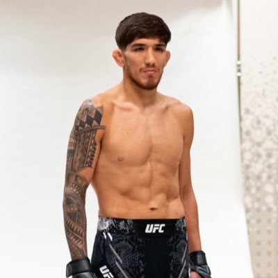 De lima/Perú 🇵🇪 Competidor welter y ligero Chute ⭐️ Boxe Luchare hasta el último para cumplir mis objetivos UFC Fighter
