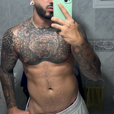 Jeremy765236094's profile picture. 