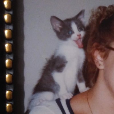 ali_tara8's profile picture. #BlackLivesMatter🖤 #LandBack💚#EveryChildMatters🧡#BeKind #Writing #Poetry #Resistance #FreePalestine🇵🇸 #MaskUp😷 “Gratitude is the wine for the soul”-Rumi♥️