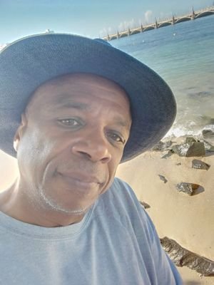 Godldr44ADHill's profile picture. Born, 7/10/1962. Indiana. Born to Inform as Godldr 44 1/4. 
Vacationing in PR.