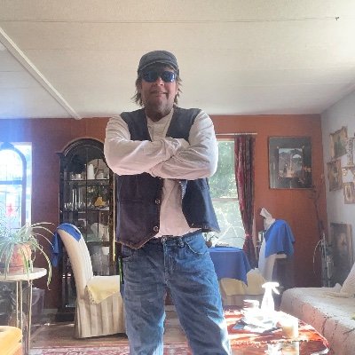 comedy_medic's profile picture. 