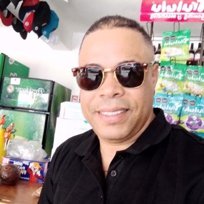 FreddyRandyVal3's profile picture. Licdo en Pedagogía... ¡Vamos por más!.
¡TI... TUAAAA... !