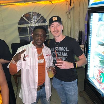 dssavoiee14's profile picture. Philippians 4:13 ✝️. Living the life 😎💯