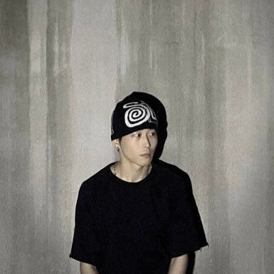 Beat Maker / Rapper @legalnerdboyz @dots_production Booking⇨skinnyymt@gmail.com or DM📩