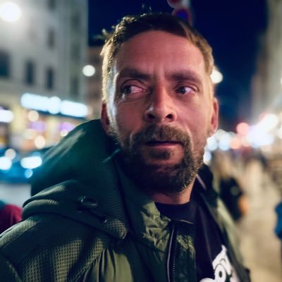 Freigeist Nichts ist wie es scheint! Ex Kölner jetzt Schweizer Keine Spritzen, keine Waffen und den Great Reset könnt ihr euch getrost in den A.... schieben