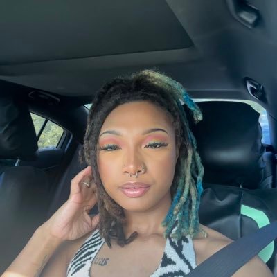 they/them ||♈️||🏳️‍🌈|| once you get pass the crazy you’ll love it here🤍|| Asé☯️💛