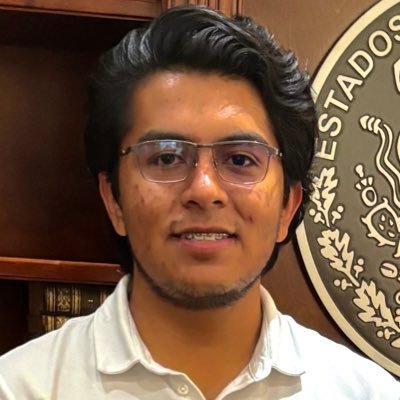 UABC❤️💊. Selenófilo. N. Melómano. Actor de teatro amateur. #Expat #LOVG #Humanista
