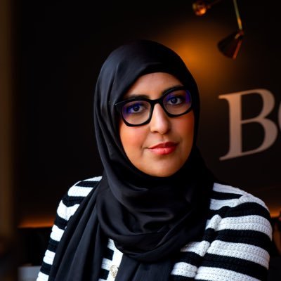 Award-winning journalist. Columnist. Author. Mental health activist. Founder @thedebriefnetwork. Columns @news24. Features on @AJE. Reports on Newzroom Afrika.