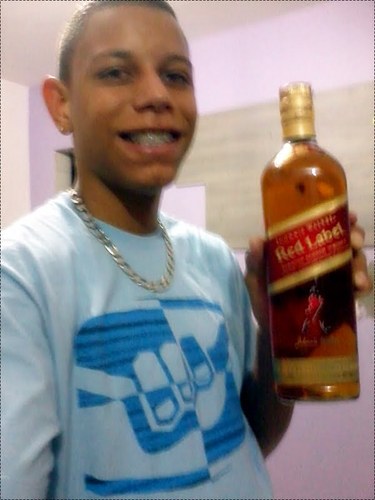 - é necessário sempre acredita qe tudo é possível , qe o céu é o limite e pra você tudo é imbatível ..