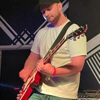 B (@brandenhatesyou) 's Twitter Profile