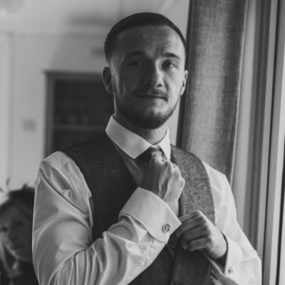 MSK B7 CTL Physiotherapist in the NHS & Private Physio at Spines. Exercise and Sport Science graduate (MMUC, 2014). 33 years old. AVFC. All views are my own.
