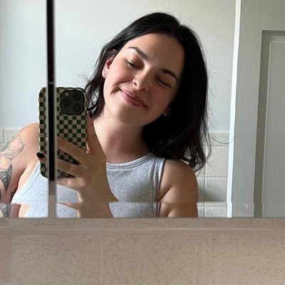 I once got pulled over for eating fruit salad. Instagram- @rbccafshks