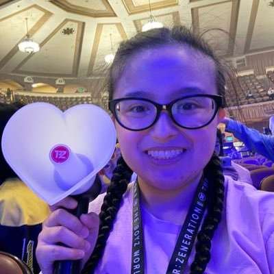 Big time K-pop multifandom. I enjoy all music genres. Extrovert, Free Palestine šµšø Be humble & kind šMost Dedicated FLS Fan of 2020 šRIP Moonbinš ENFJ-A