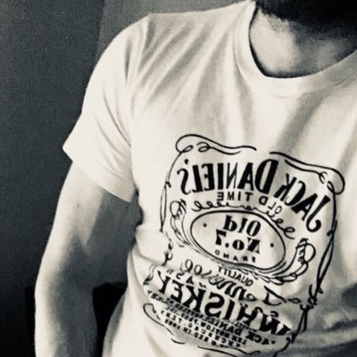 18+ ADULT CONTENT! Age in your Bio! European, 40 y.o mostly here to horny post and enjoy all the sexy ppl on here. Tumblr refugee Feel free to DM