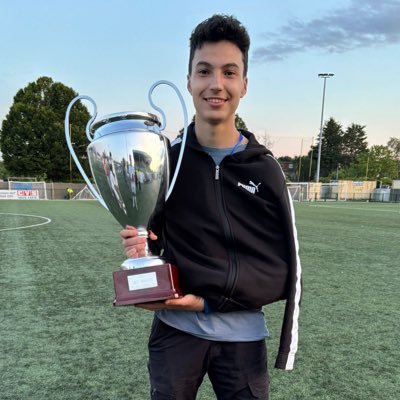 Bapirlo's profile picture. stalk me on tiktok: https://t.co/PRtukv07oE