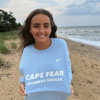 laina elliott (@elliottlaina) Twitter profile photo