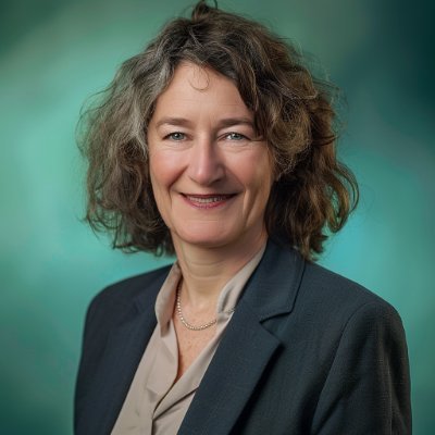 Soziologin mit einem Doktortitel in KI-Ethik, engagiert sich dafür, zu erforschen, wie aufkommende Technologien unser Leben beeinflussen, und setzt sich für eth