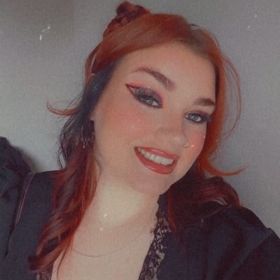 24 🖤 I like to travel and read 🌎📚
Pharmacy Technician, associate ambulance practitioner, BSc Forensic Psychology student 💊🚑🧠