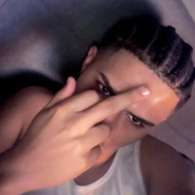 love2stuntt's profile picture. 