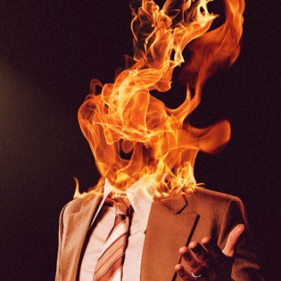 Louder than God's revolver and twice as shiny. Co-creador de @elhyp3podcast • Ex-@TokenPodcast • Creador de METEORª https://t.co/oXQ2ZDLjpc • Bluesky: @salchizard