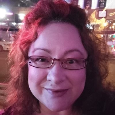 Married to my 💜
Irish Firecracker! 🇮🇪
Back the 💙
2nd Amendment Rights 💪
America 1st Conservative 🇺🇸
No DMs & There are ONLY TWO SEXES