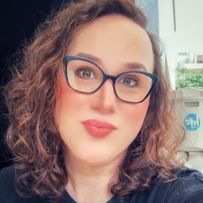’81 girl, Site Reliability Engineer, Golang developer, time series and monitoring addicted. ESFP.