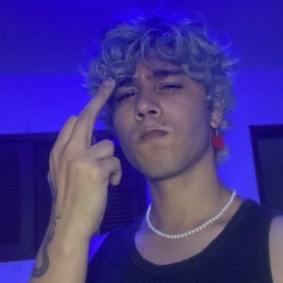 itsryanxiii's profile picture. afiliado da twitch • obsessão por kingdom hearts, final fantasy , crônicas de gelo e fogo • rosa roxo azul • ele/dele