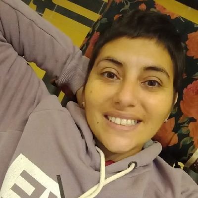 Hockey💚BOSTERA💙💛💙Geminiana♊.
Orgullosa de ser Argentina⭐⭐⭐.
Vivir no existir 💪✨.