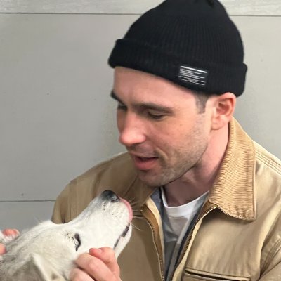 _dubm's profile picture. 