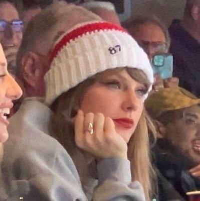 repts94's profile picture. hincha de taylor swift