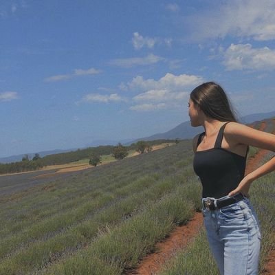 yarenhanci63's profile picture. 