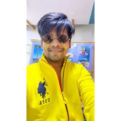 Vvatsalgshah's profile picture. The harder i work, the luckier i get✨