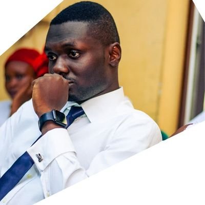 Oguntunnbi's profile picture. Osspi🤳