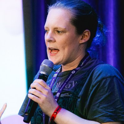 ADHD 🧠 ~ Charity Consultant ~ Content Creator ~ @Twitch Ambassador & Women's Guild ~ (https://t.co/QUM0tPaCMD)