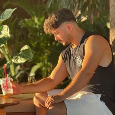 zorosensei__'s profile picture. I still alive