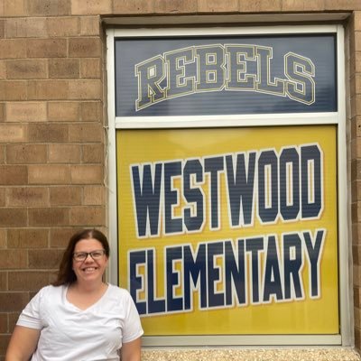 MrsJ_2023's profile picture. 