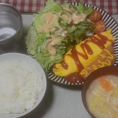 虹色の英雄の...個人的な深い趣味用+企画考案アカウントです‼️(@Rainbowhero777)プリキュア、ポケモン、怪獣娘、イナイレ、コロコロ作品好きな方も...SS作りや趣味で絵などを描く人達もウェルカム‼️です😆