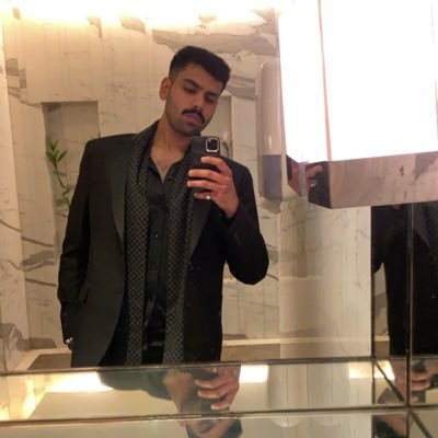 Abhishe24899223's profile picture.
