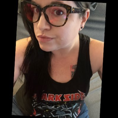 thegrlonthewall's profile picture. Hockey nerd (#NYR #GoBolts #TreKronor 🇸🇪) Hater of most things.