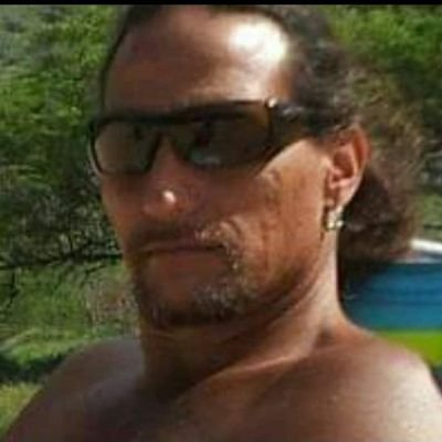 KanihoAlvi30424's profile picture. 