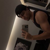 z (@zuzzelmuzz) 's Twitter Profile