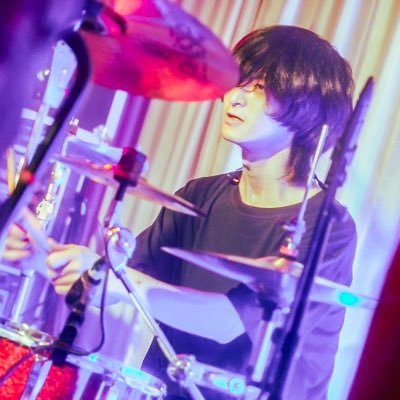ドラマー🥁なみきん ex)毎晩揺れてスカート@maisuka_chan sup)RED CROWS @RED_CROWS_ ポルノグラフィティ と嘘つきバービーが好き
