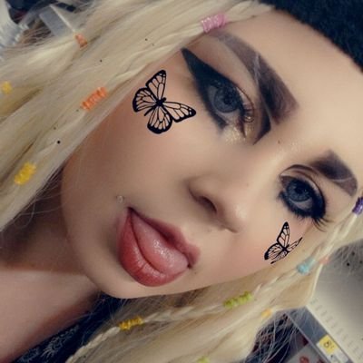 findom 🤍 selling content || 25 || she/they/he 
Cashapp: $kellinrowyn
