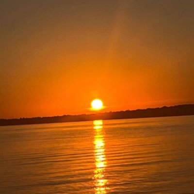 I’m Married , i have 3 Kids . i love to go travel with my family and Friends. i love photography📸📷🤳