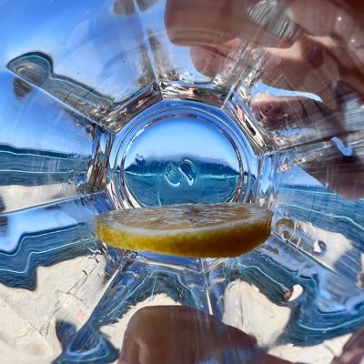 underwatersoull's profile picture. All we need is peace and respect